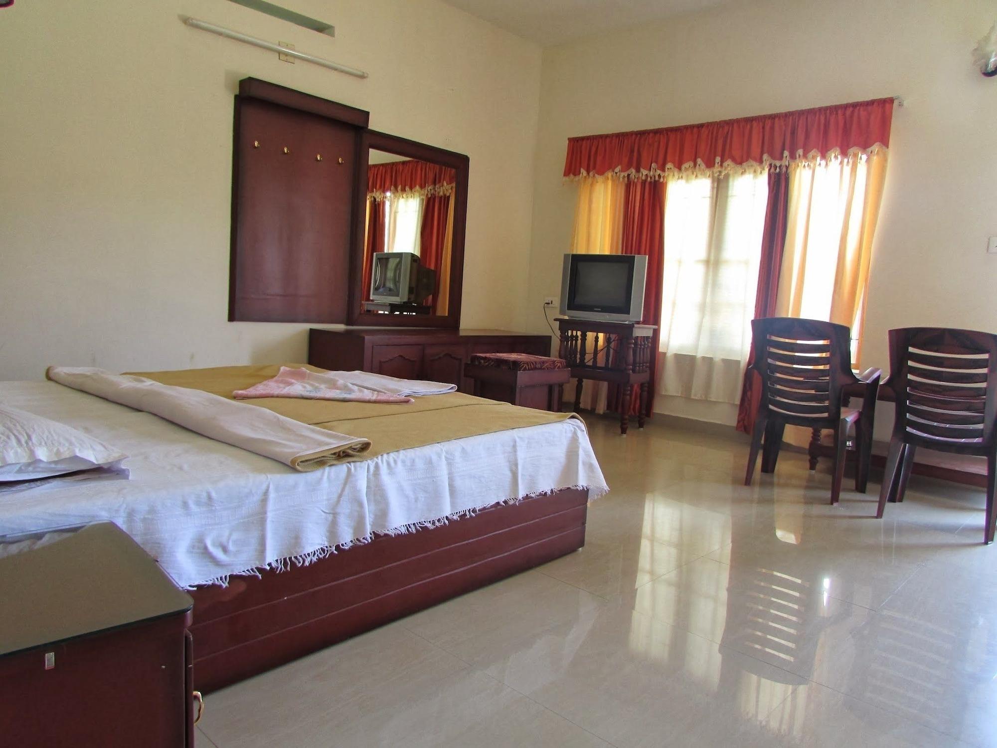 Jungle Palace Homestay Теккаді Екстер'єр фото