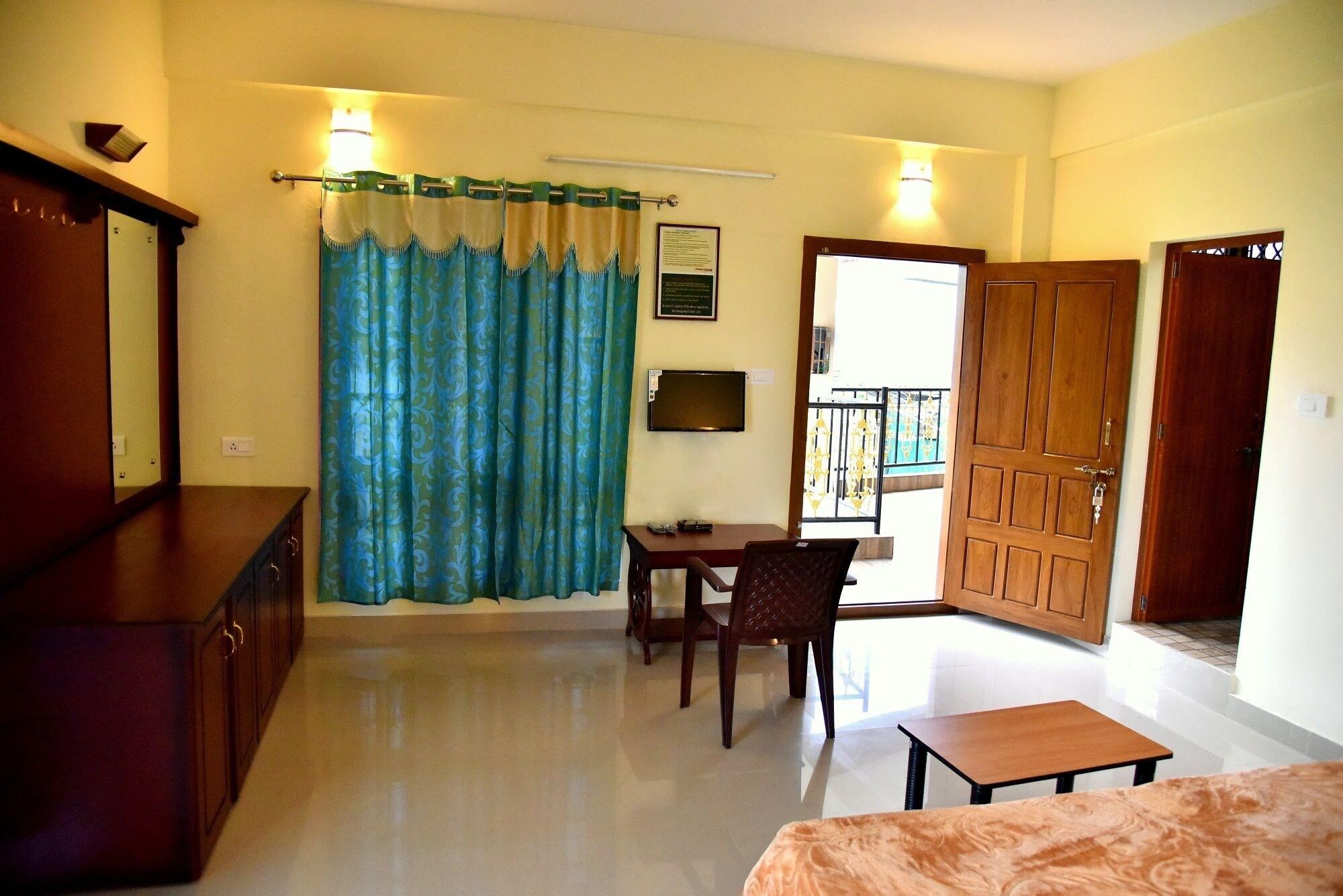 Jungle Palace Homestay Теккаді Екстер'єр фото