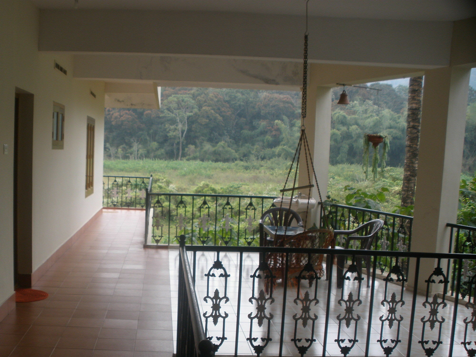Jungle Palace Homestay Теккаді Екстер'єр фото